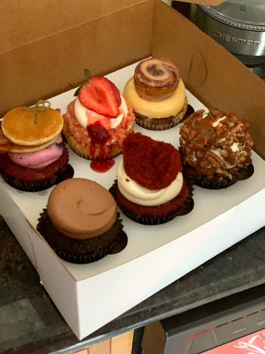 Bakery «Sugar Vault Desserts & Bakery», reviews and photos, 5606 Baltimore Ave, Hyattsville, MD 20781, USA