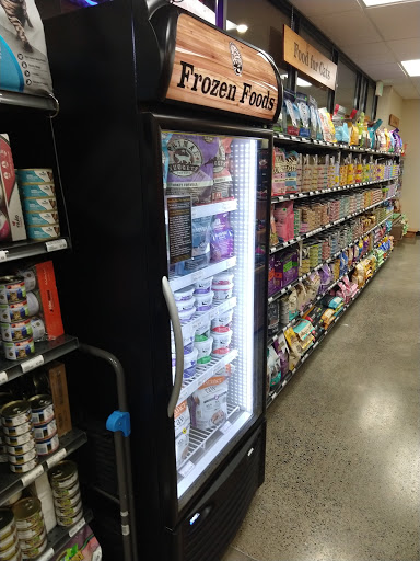 Pet Supply Store «Mud Bay», reviews and photos, 2100 SE 164th Ave, Vancouver, WA 98683, USA