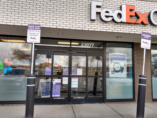 Print Shop «FedEx Office Print & Ship Center», reviews and photos, 23077 Eureka Rd, Taylor, MI 48180, USA