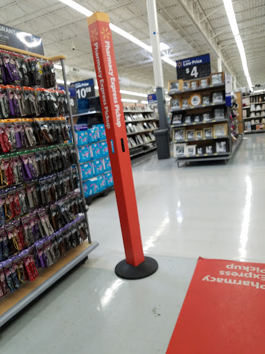 Department Store «Walmart Supercenter», reviews and photos, 2825 N Kansas Expy, Springfield, MO 65803, USA