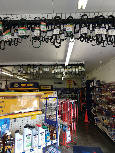 Auto Parts Store «NAPA Auto Parts - Chelan Auto Parts Inc», reviews and photos, 233 E Wapato Ave, Chelan, WA 98816, USA