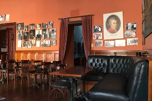 Cafe Museo image