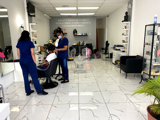 Beauty Salon «Layshing Beauty Salon», reviews and photos, 817 SW 18th Ave, Miami, FL 33135, USA
