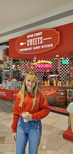 Shopping Mall «River Hills Mall», reviews and photos, 200 Sidney Baker St S, Kerrville, TX 78028, USA