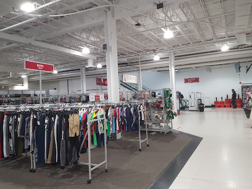 Clothing Store «Burlington Coat Factory», reviews and photos, 6200 Greenbelt Rd, Greenbelt, MD 20770, USA