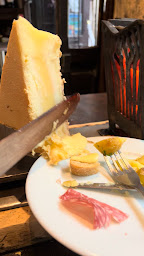 Photo n°206 de La Taverne de Montmartre à Paris ()
