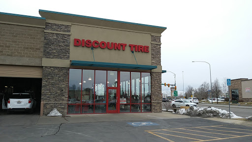 Discount Tire Store - Draper, UT, 89 E 12450 S, Draper, UT 84020, USA, 