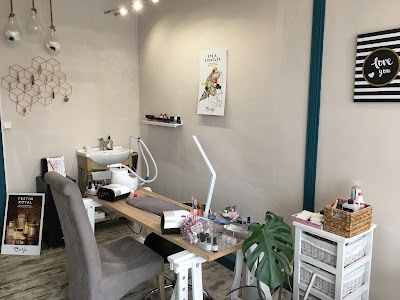 Mademoiselle à Périgueux
