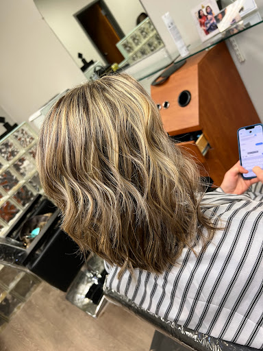 Hair Salon «Salon 106», reviews and photos, 8425 SE 68th St, Mercer Island, WA 98040, USA