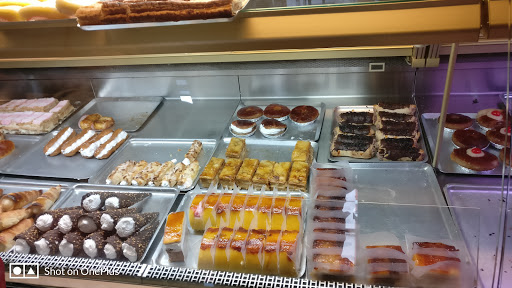 Pastelería La Centenaria S.C. en Alcalá de Guadaíra, Sevilla