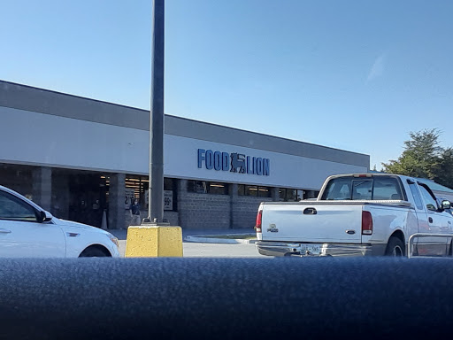 Grocery Store «Food Lion», reviews and photos, 219 Colloredo Blvd, Shelbyville, TN 37160, USA