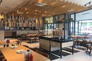 Pizza Hut Restoran - Jambi Prima Mall image