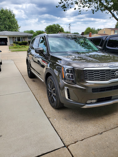 Auto Repair Shop «Summit Place Kia East», reviews and photos, 44900 N Gratiot Ave, Charter Twp of Clinton, MI 48036, USA