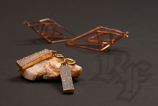 Tattoo Shop «Royal Flesh Tattoo and Piercing», reviews and photos, 4005 N Broadway St, Chicago, IL 60613, USA