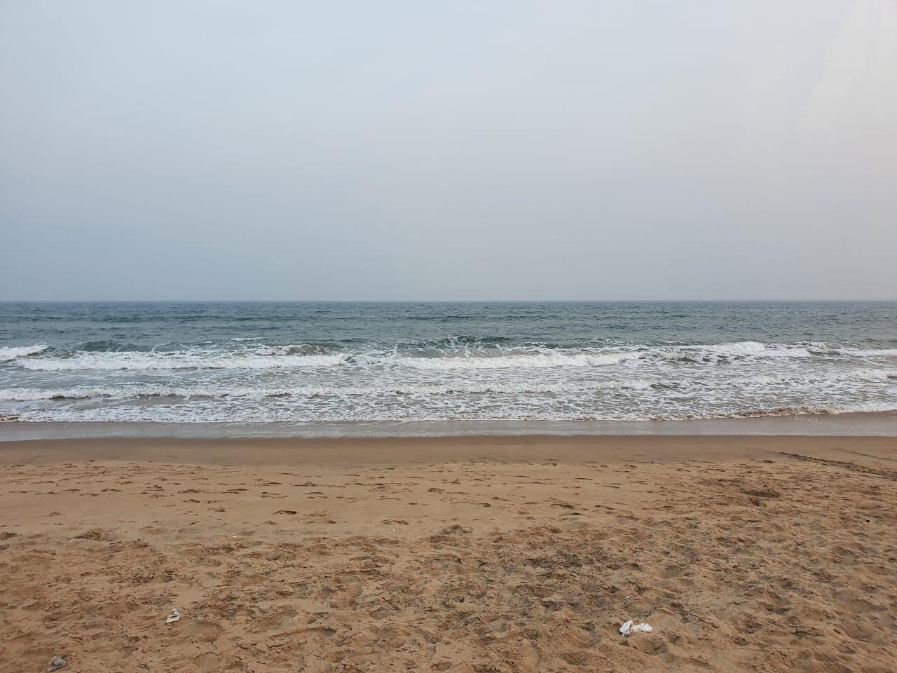 Φωτογραφία του Dankalpadu Beach ubicado en área natural