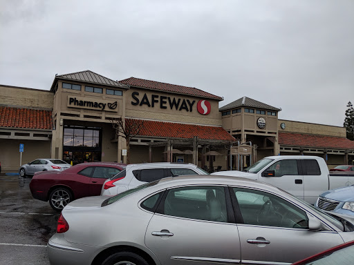 Grocery Store «Safeway», reviews and photos, 1187 S Main St, Manteca, CA 95337, USA