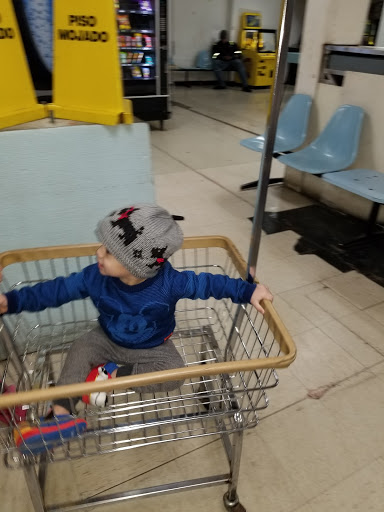 Laundromat «Wash Tub Laundry», reviews and photos, 2177 Nolensville Pike, Nashville, TN 37211, USA