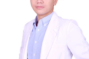 Praktek Dokter Spesialis Kulit dan Kelamin dr. I Made Setiadji, Sp.DV (AKL) image