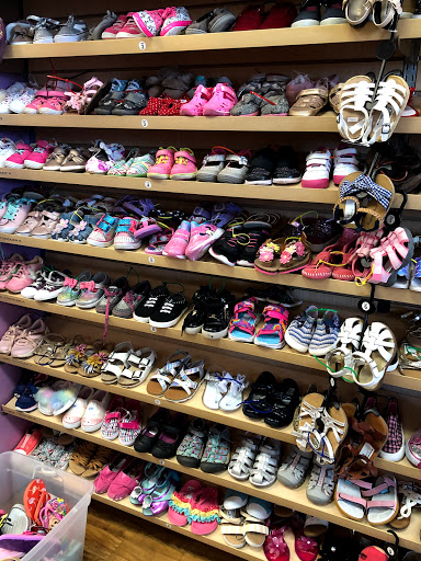 Consignment Shop «Kid to Kid», reviews and photos, 4940 E Ray Rd, Phoenix, AZ 85044, USA