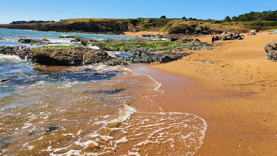 Etang beach