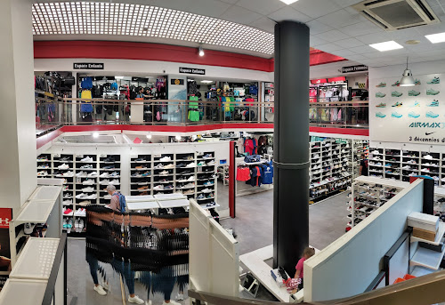 Magasin d'articles de sports Intersport Nice Nice