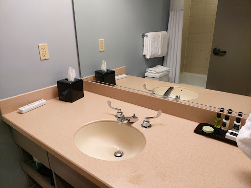 Hotel «Waynesville Inn Golf Resort and Spa», reviews and photos, 176 Country Club Dr, Waynesville, NC 28786, USA