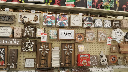 Craft Store «Hobby Lobby», reviews and photos, 8286 Old Troy Pike, Huber Heights, OH 45424, USA