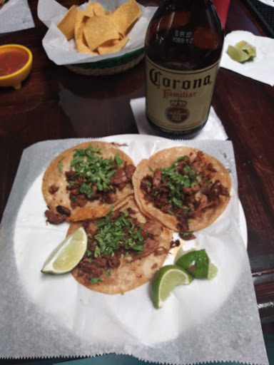 Grocery Store «La Misma Luna Supermarket», reviews and photos, 2901-2977 London Rd, Eau Claire, WI 54701, USA