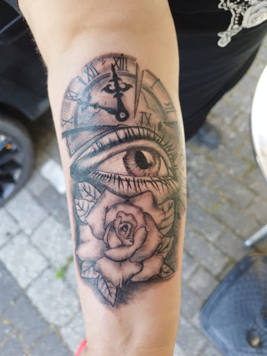 Tattoostudio Sacred Heart Guido Heiduk