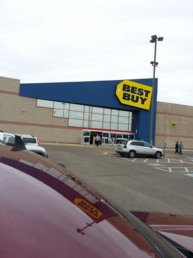 Electronics Store «Best Buy», reviews and photos, 1350 50th St E, Inver Grove Heights, MN 55077, USA