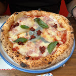 Photo n°1 de l'avis de Warren.o fait le 25/07/2023 à 06:18 sur le  Pizzium - Parma à Parma