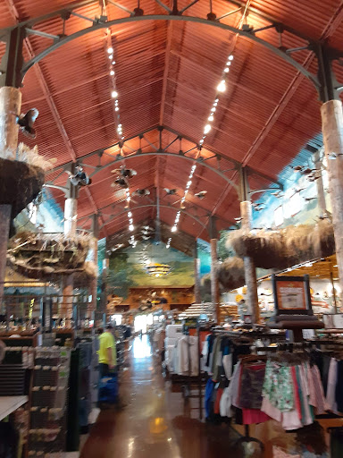Sporting Goods Store «Bass Pro Shops», reviews and photos, 1000 Bass Pro Dr NW, Altoona, IA 50009, USA