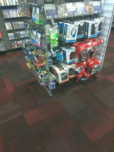 Video Game Store «GameStop», reviews and photos, 1120 N Estrella Pkwy STE C101, Goodyear, AZ 85338, USA