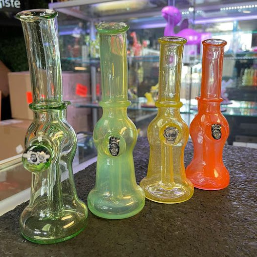 Tobacco Shop «Casa de Cristal Tobacco Shop», reviews and photos, 933 SW 87th Ave, Miami, FL 33174, USA