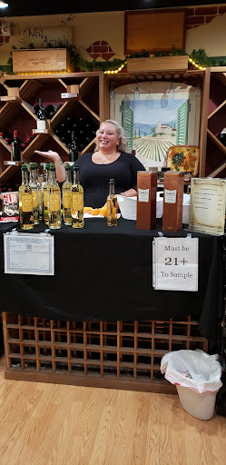 Liquor Store «T & R Wines & Liquors», reviews and photos, 145 Market St, Potsdam, NY 13676, USA