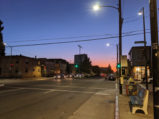 Wine Store «Oakland Yard Wine Shop», reviews and photos, 420 40th St, Oakland, CA 94609, USA