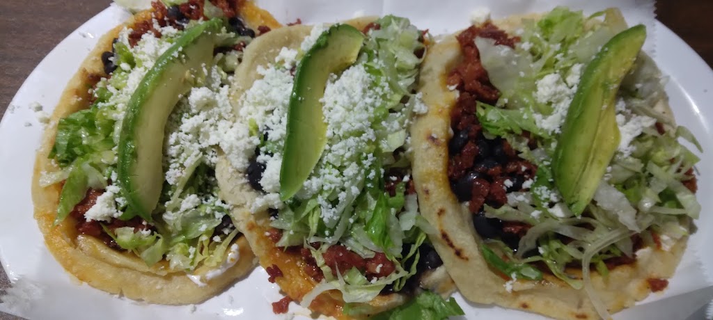 La Morenita Taqueria and Restaurant 07104