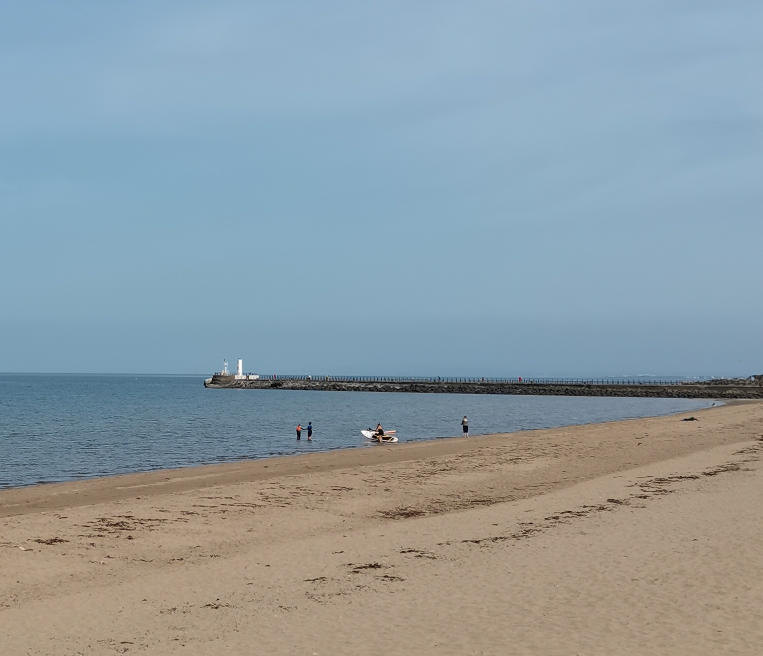 Fotografie cu Plaja Ayr - locul popular printre cunoscătorii de relaxare