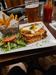 Photo n°56 de Amadeus Café à Paris ()