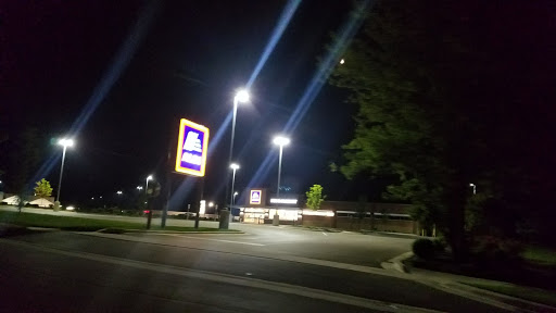 Supermarket «ALDI», reviews and photos, 2240 Shawnee Dr, Charleston, IL 61920, USA