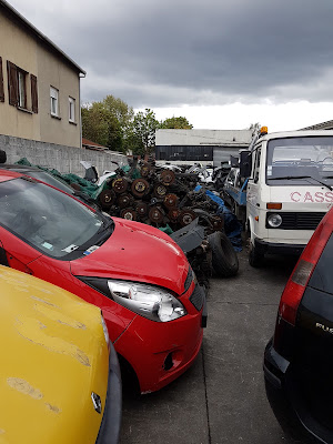 A la Casse Auto JJ à Bezons