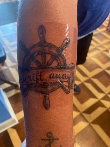 Tattoo Shop «Incredible Ink Tattoo», reviews and photos, 37 New Orleans Rd, Hilton Head Island, SC 29928, USA