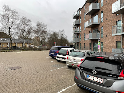 Parkering Slotsgade 65A, Hillerød | APCOA PARKING