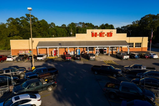 Grocery Store «H-E-B Grocery», reviews and photos, 2424 N 16th St, Orange, TX 77630, USA