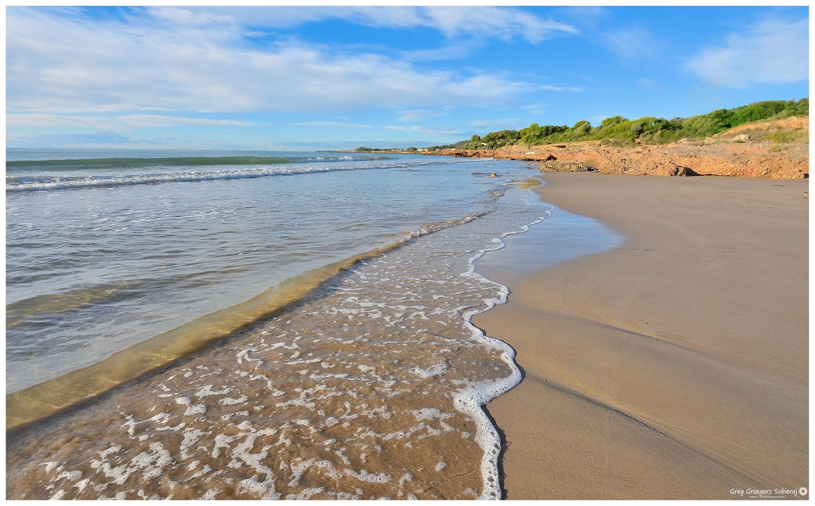 Foto di Playa Cementera con una superficie del sabbia marrone