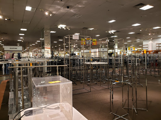Department Store «Century 21 Department Store», reviews and photos, 1085 Old Country Rd, Westbury, NY 11590, USA