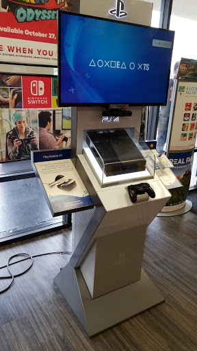 Video Game Store «GameStop», reviews and photos, 7550 W Commercial Blvd, Lauderhill, FL 33319, USA