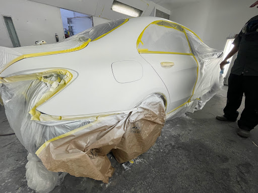 Auto Body Shop «West Coast Body & Paint», reviews and photos, 15201 Oxnard St # H, Van Nuys, CA 91411, USA