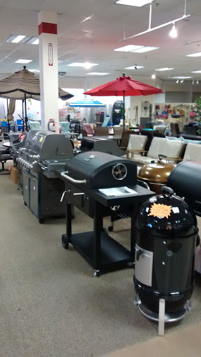 Furniture Store «Overstock», reviews and photos, 831 N Court St, Medina, OH 44256, USA