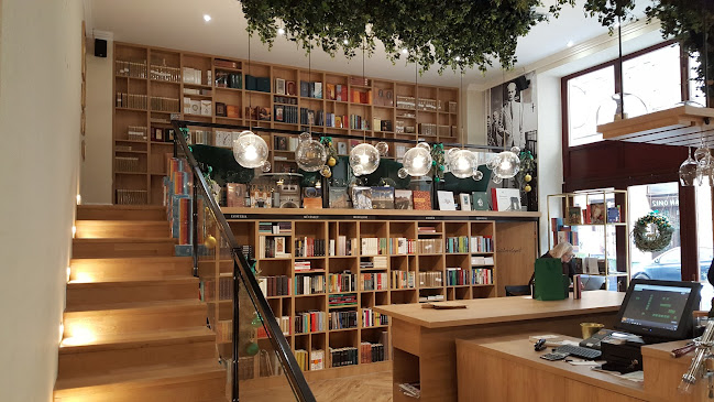 Értékelések erről a helyről: Babérliget Könyvesbolt és Kávézó, Budapest - Könyvesbolt